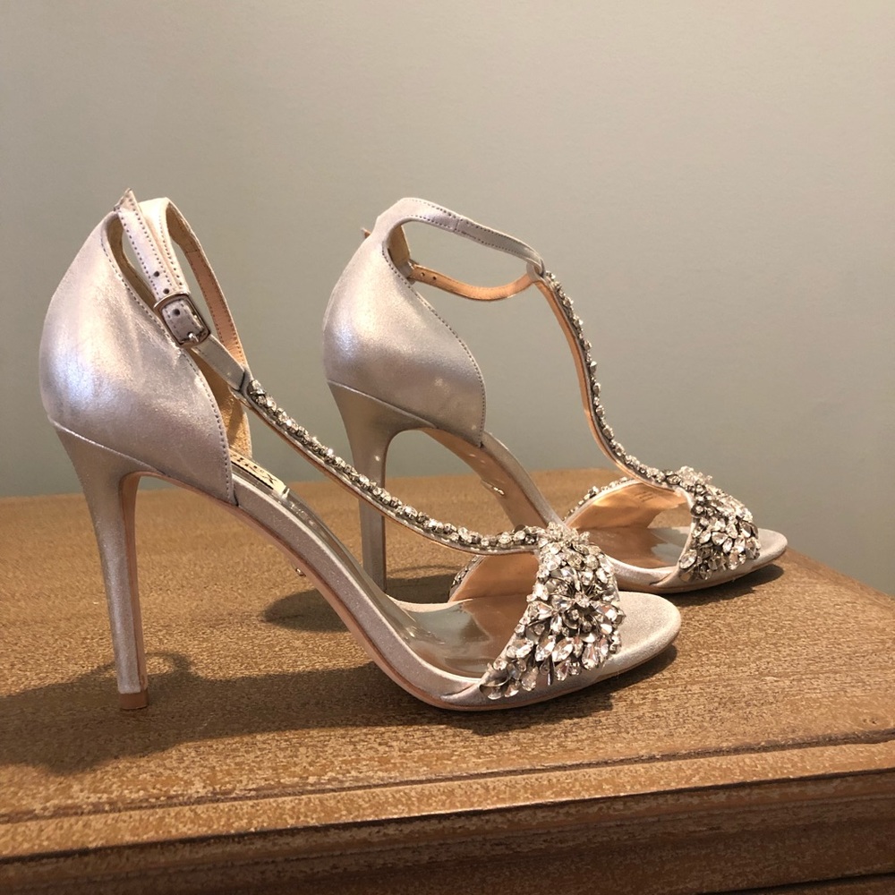 Silver Badgley Mischka heels - Picture 2 of 4